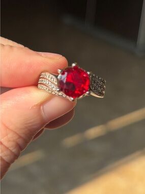 New Silver Ring with Red Center Stone Adjustable Ring Size 6-10.